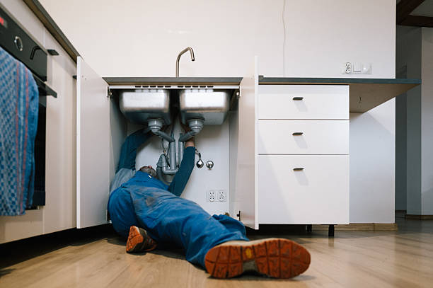 Professional Leak Detection technician working in Yukon, OK